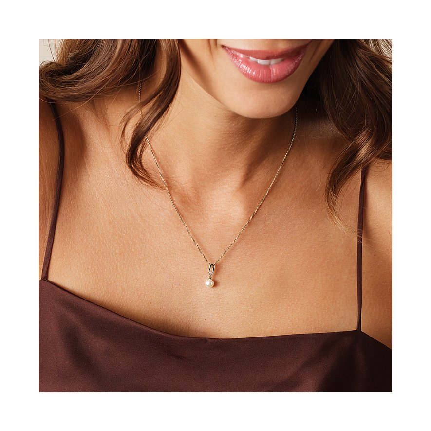 CHRIST Halsschmuck aus 585 Gelbgold mit Perle und Zirkonia.