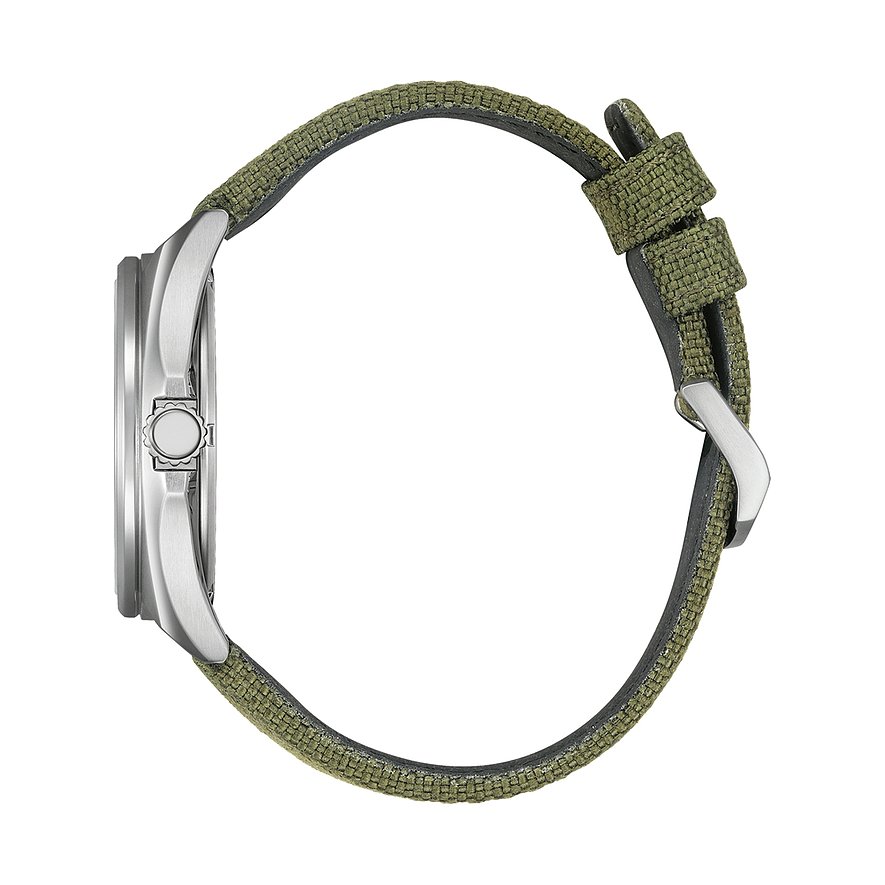 Citizen Herrenuhr mit Edelstahlgehäuse und grünem Textilarmband.