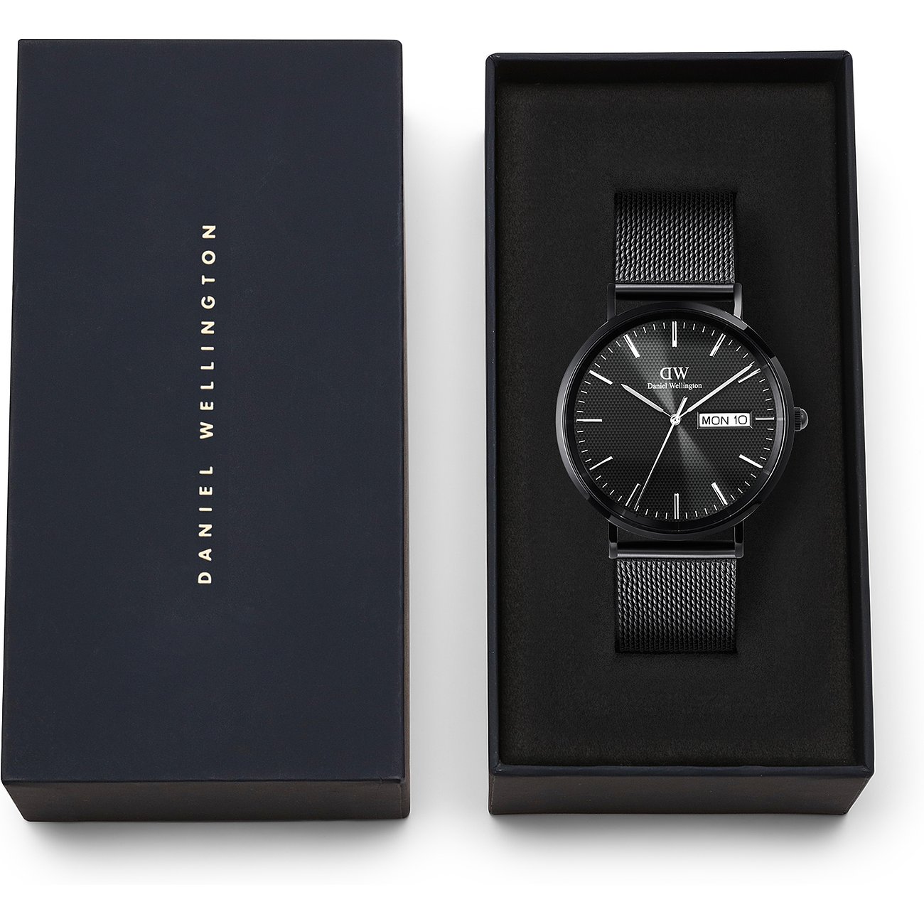 Daniel Wellington Herrenuhr mit Edelstahlgehäuse, schwarzes Zifferblatt und Mesh-Armband.