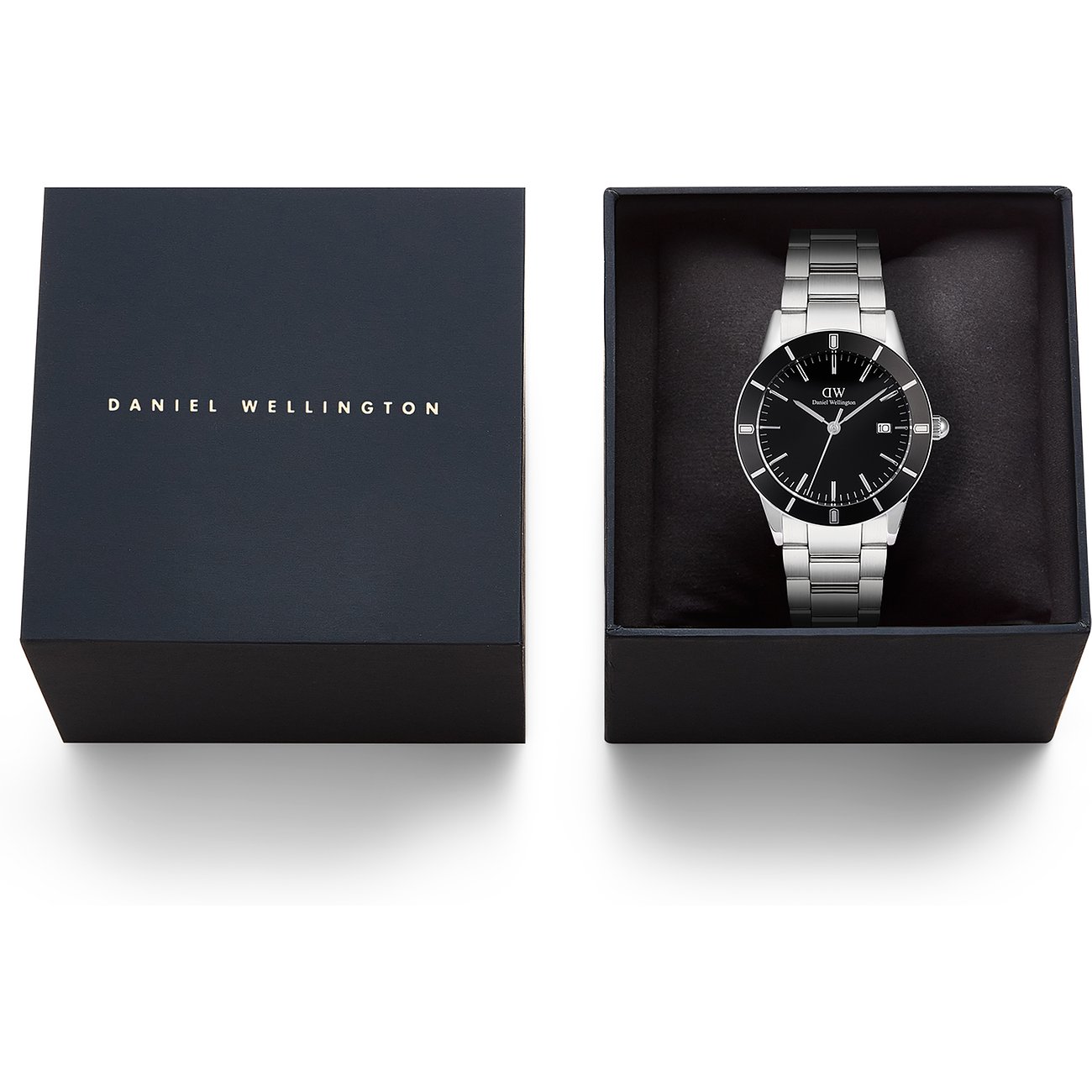 Daniel Wellington Herrenuhr mit Edelstahlgehäuse und schwarzem Zifferblatt.