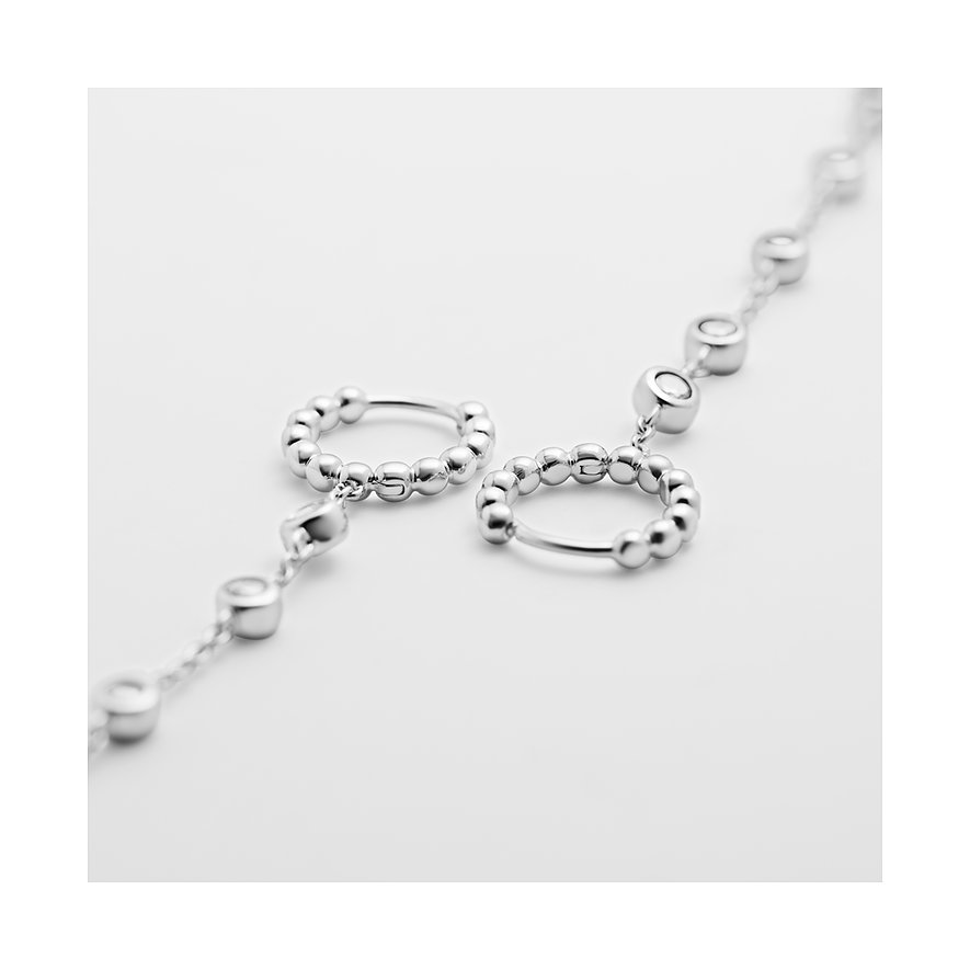 JETTE Creolen aus 925er recyceltem Silber mit Zirkonia.