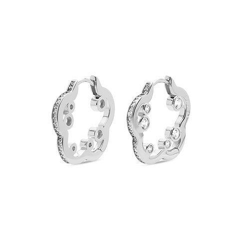 JETTE Ohrringe aus 925er recyceltem Silber mit Zirkonia besetzt.