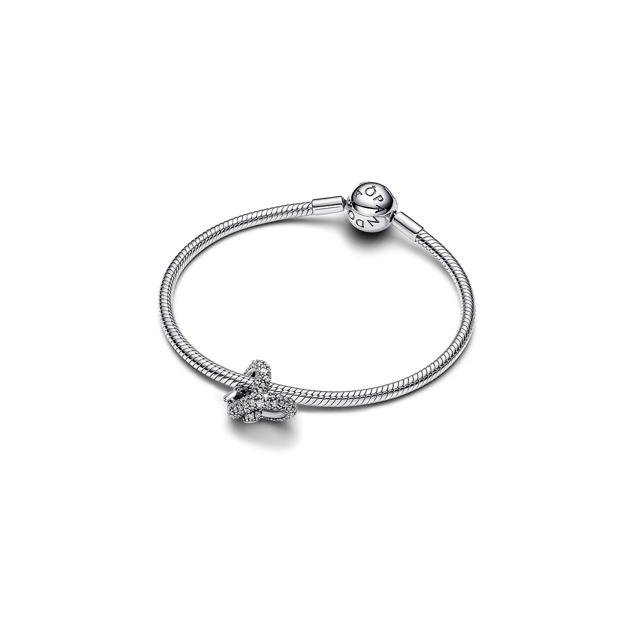 Pandora Armband aus 925er Silber mit Zirkonia.