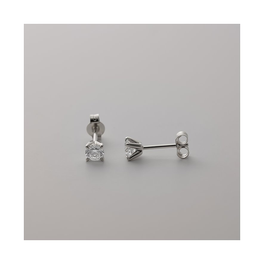 CHRIST Ohrstecker aus 585er Weißgold mit funkelnden Diamanten, der eine liegt auf der Seite und der andere steht.