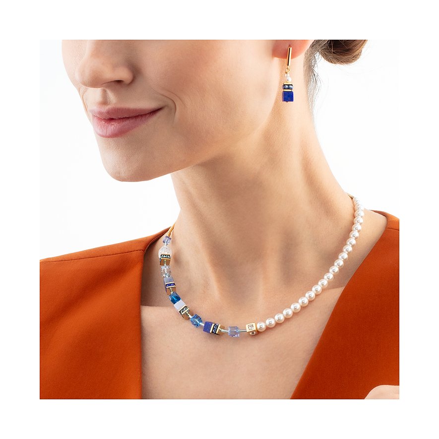 Coeur de Lion Halsschmuck aus Edelstahl mit Lapislazuli und Perlen.