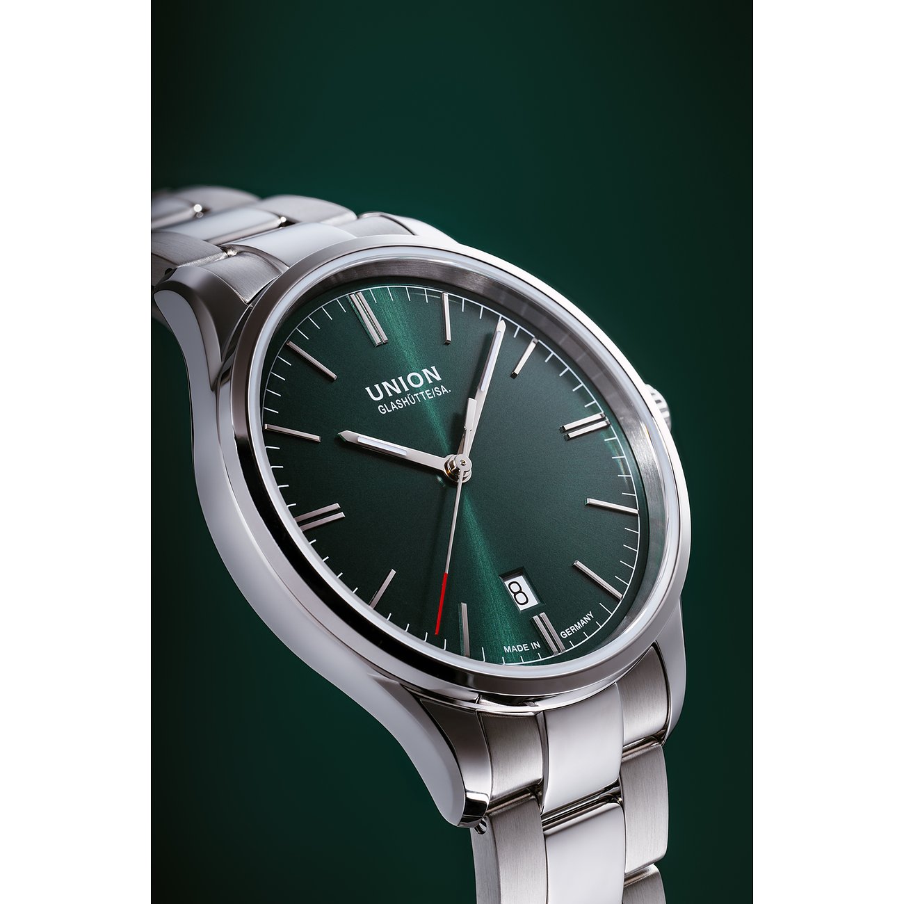 Union Glashütte Unisexuhr mit Edelstahlgehäuse und grünem Zifferblatt.