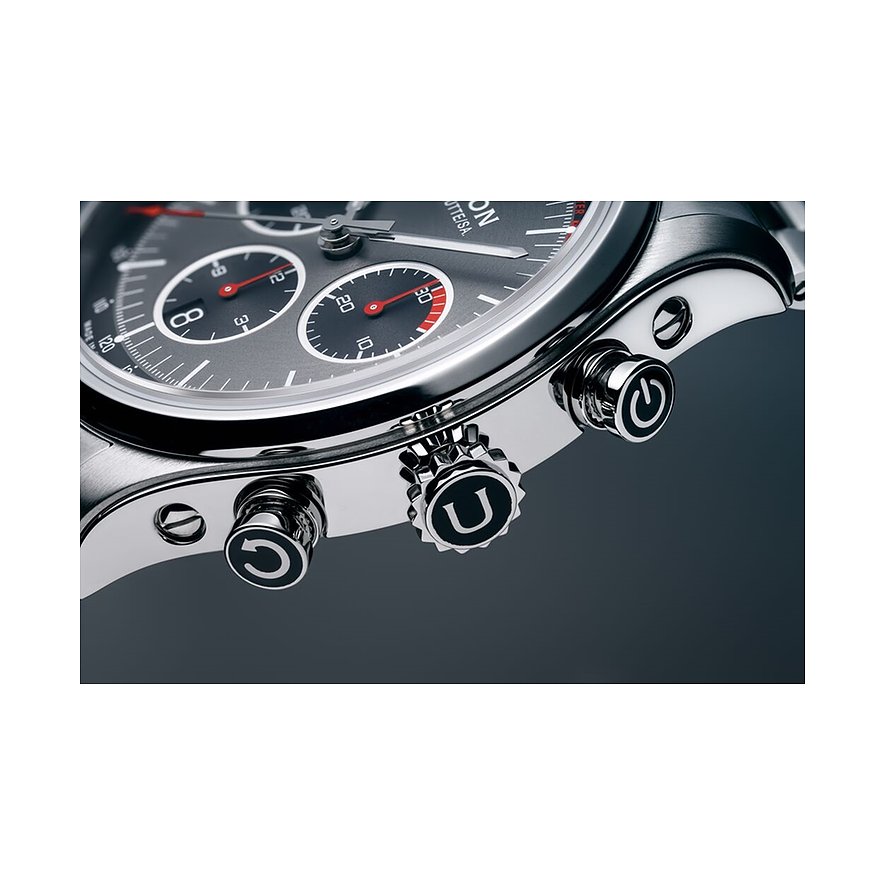 Union Glashütte Herrenuhr mit Edelstahlgehäuse und Chronographenanzeige.