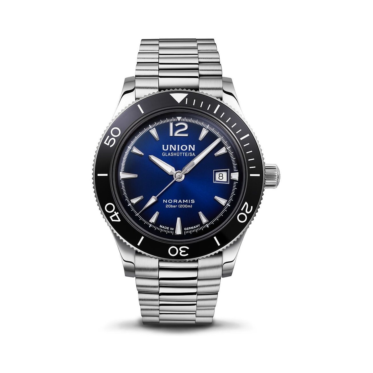 Union Glashütte Herrenuhr mit Edelstahlgehäuse, blauem Zifferblatt und schwarzer Lünette.