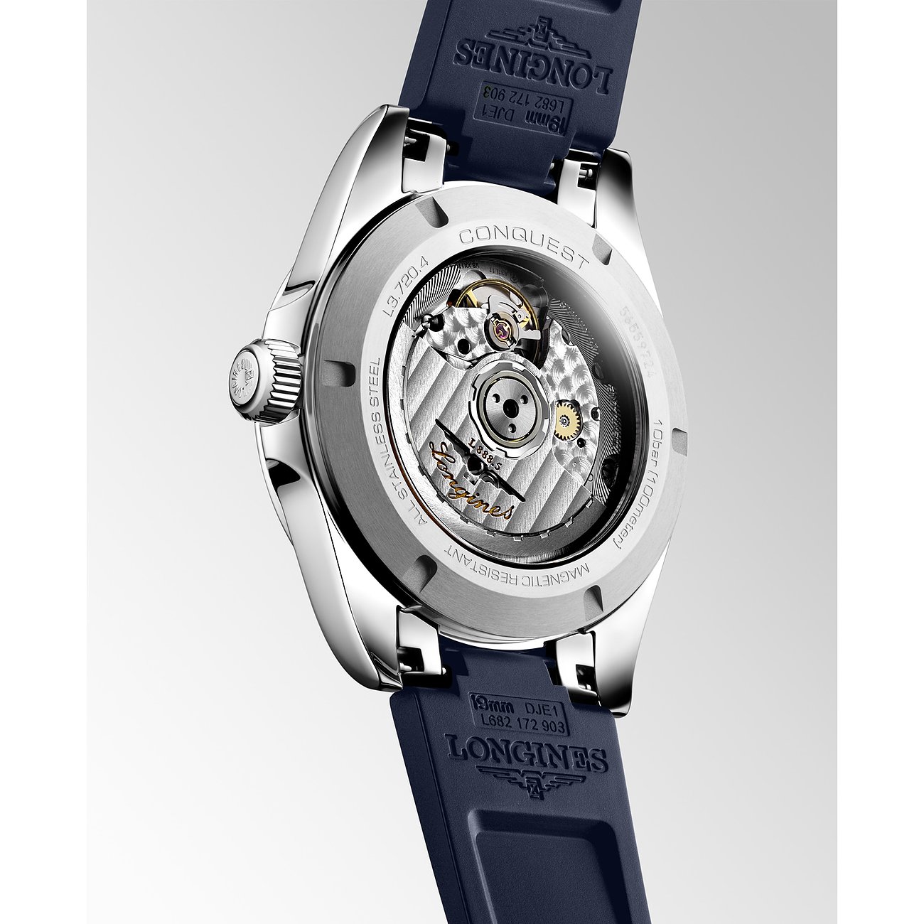 Rückansicht der Longines Herrenuhr aus Edelstahl mit einem blauen Armband und offenem Uhrwerk