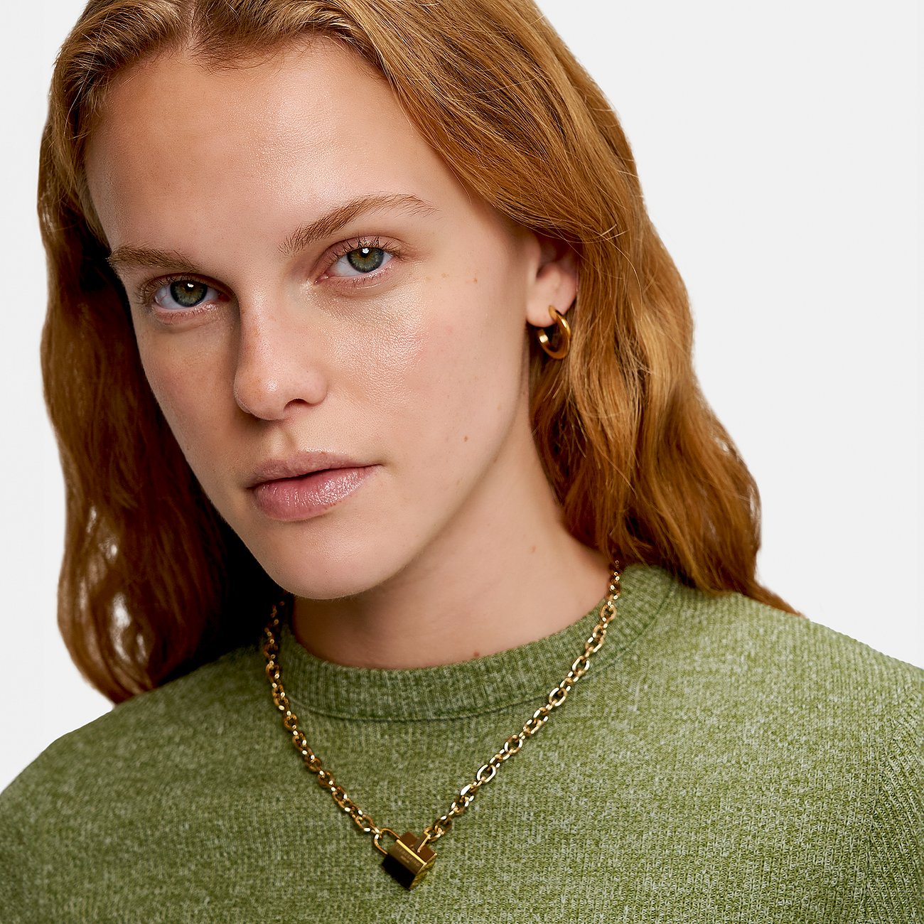 Liebeskind Halsschmuck aus Edelstahl mit Gliederkette und Anhänger.