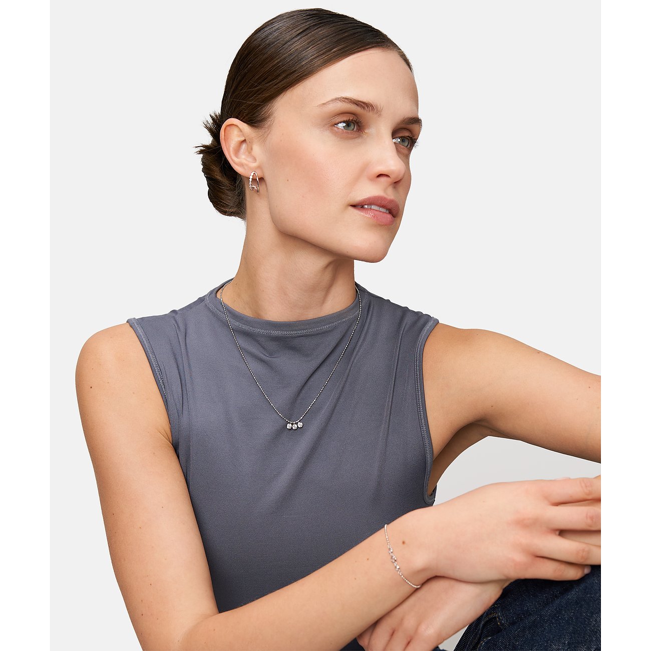 Tamaris halsband i 925 silver med zirkonia.