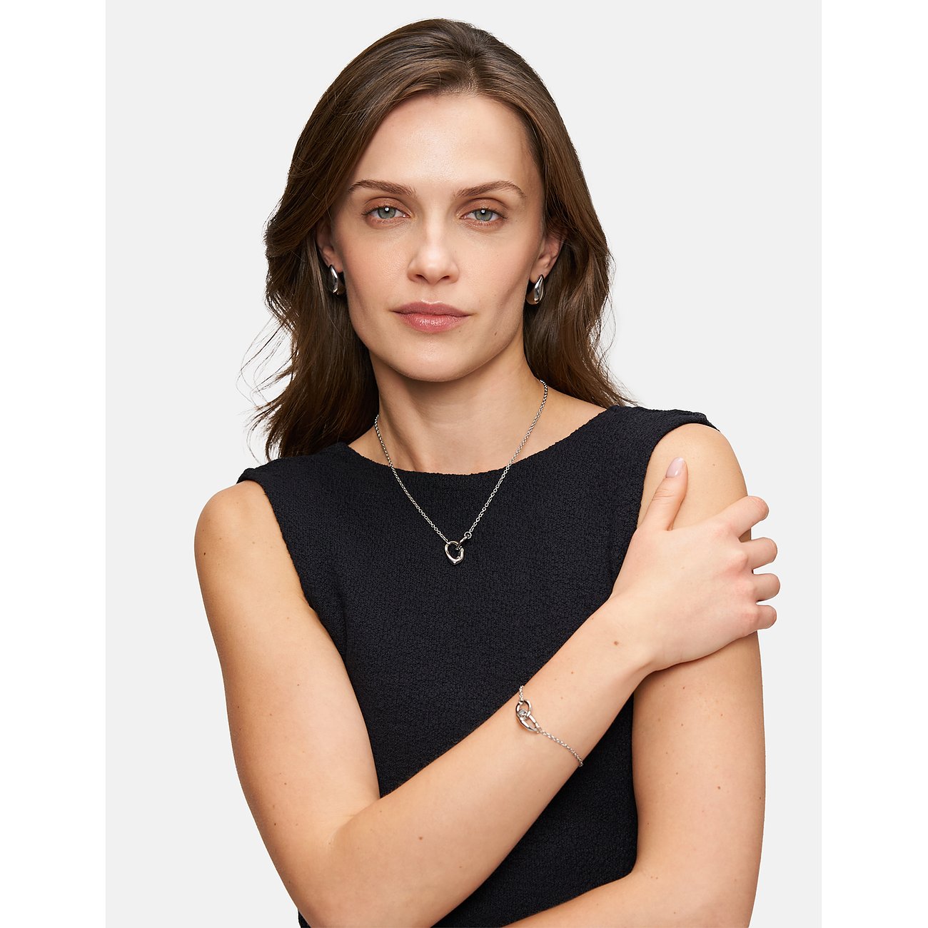 Tamaris Armband aus Edelstahl mit Herz-Anhänger.