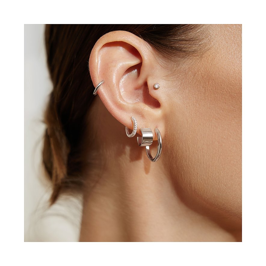 Ania Haie örhängen i 925 sterlingsilver, infattade med zirkonia.