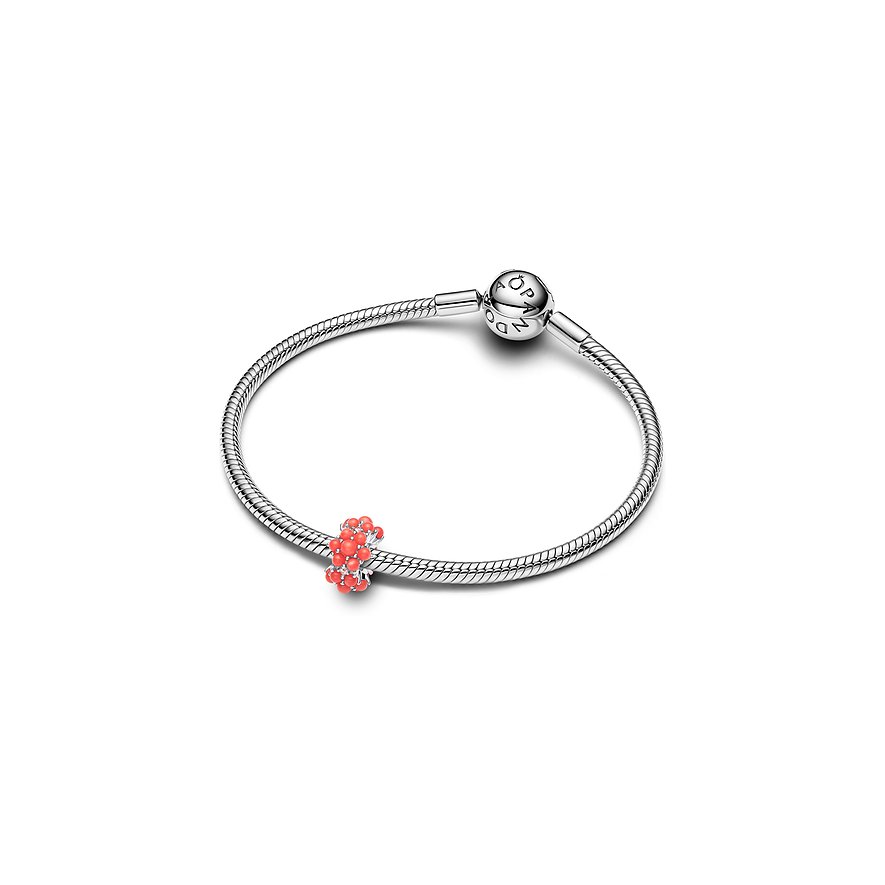 Pandora Armband aus Silber mit Zirkonia-Besatz und Korallen-Charm.