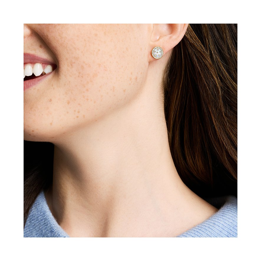 Fossil Ohrstecker aus Edelstahl mit Glassteinen und Sternenmuster.