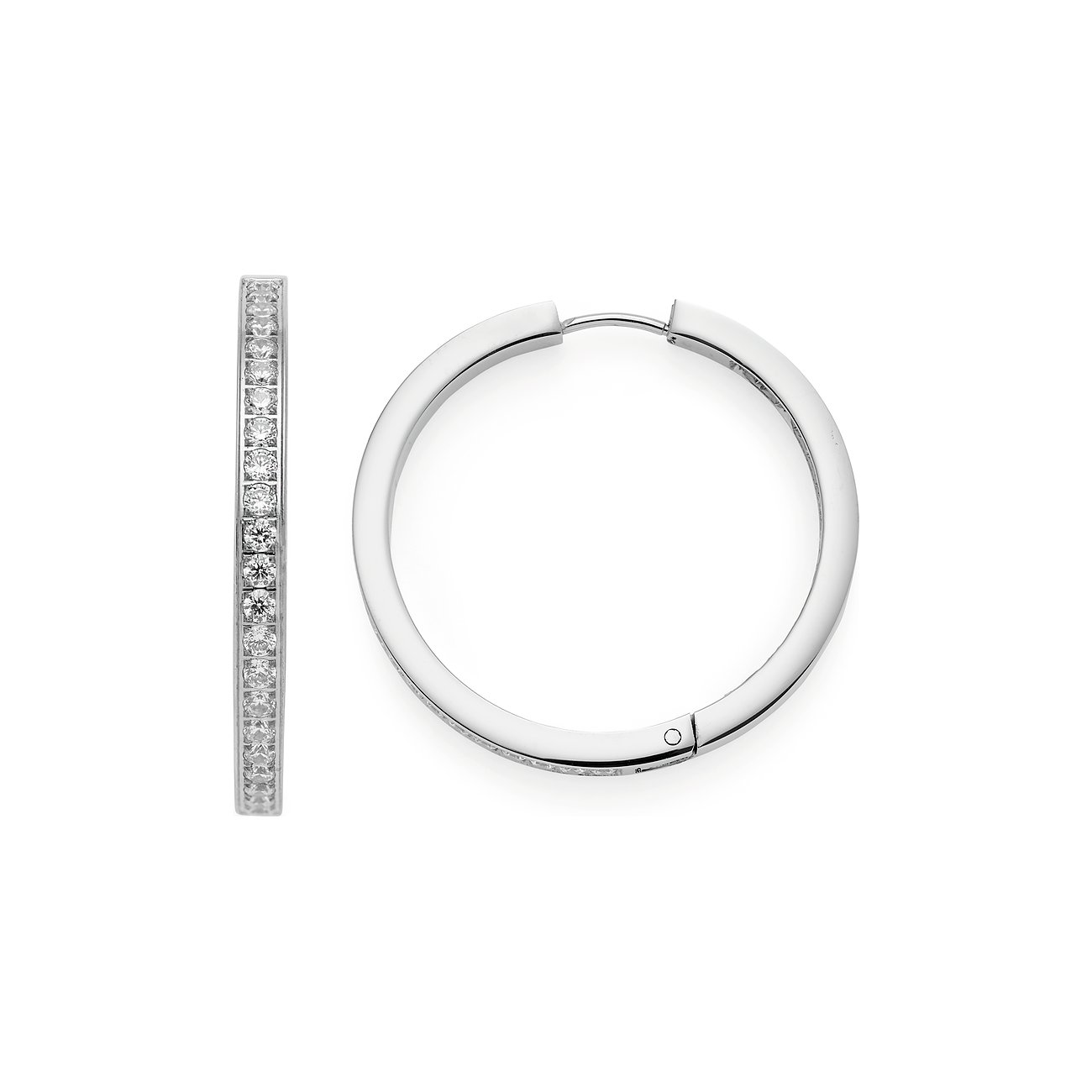 Leonardo Ohrringe aus Edelstahl mit vielen kleinen Steinen.