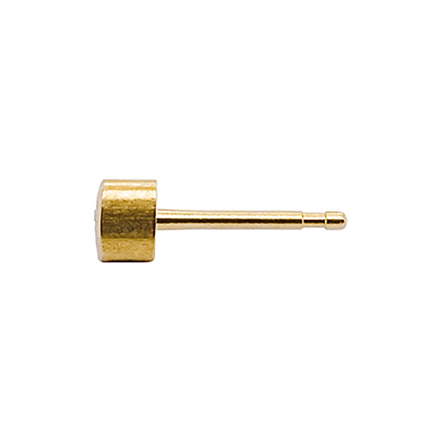 Ein einzelner goldener Studex Ohrschmuck aus Chirurgenstahl mit einem runden Kristall-Farbstein, von der Seite aufgenommen.