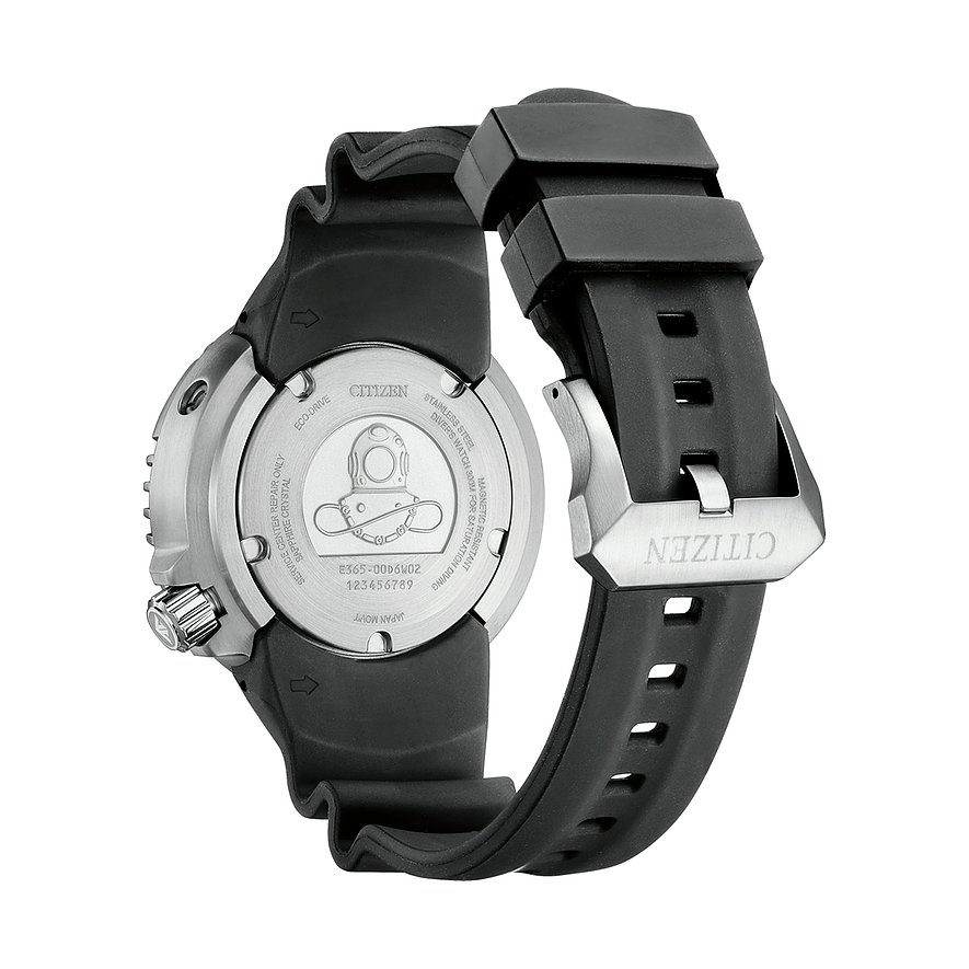Rückansicht der Citizen Herrenuhr aus Edelstahl mit geschwärztem Kautschukarmband und graviertem Taucherhelm-Logo.