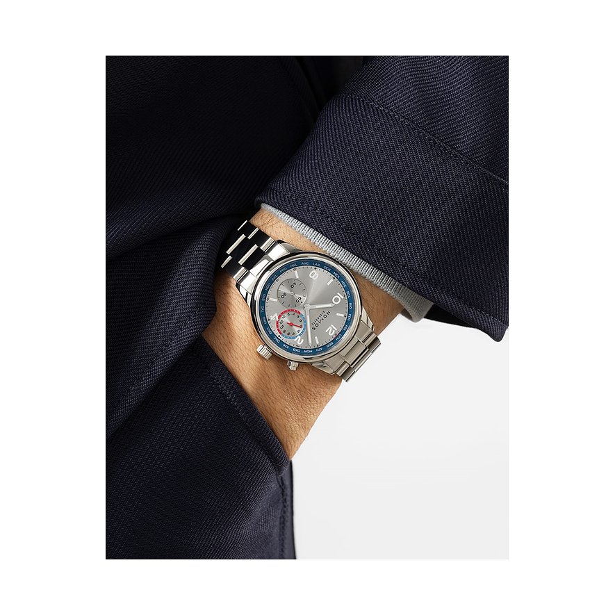 Nomos Glashütte Herrenuhr mit Edelstahlgehäuse, silberfarbenes Zifferblatt, analog.