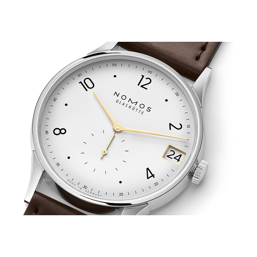 Nomos Glashütte Herrenuhr mit Edelstahlgehäuse, weißem Zifferblatt und Datum.