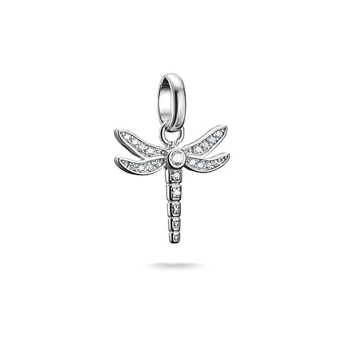 Thomas Sabo trollslända-hänge i återvunnet silver, besatt med gnistrande vita zirkonfärgstenar.