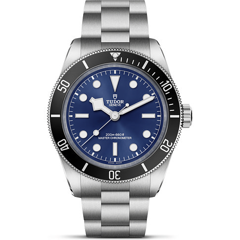 Tudor Herrenuhr mit Edelstahlgehäuse, blauem Zifferblatt und schwarzer Lünette.