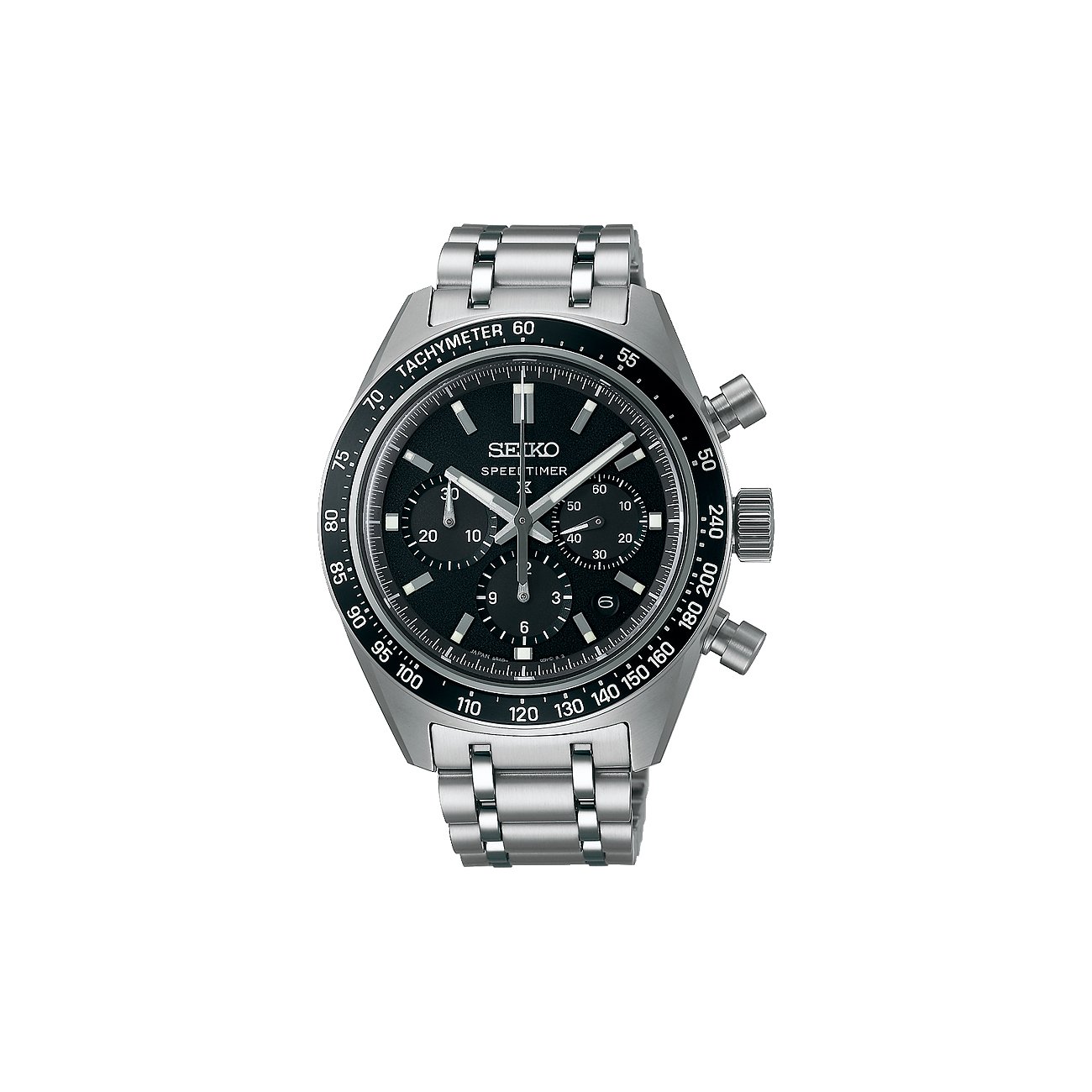 Seiko Speedtimer Herrenuhr aus Edelstahl mit Tachymeterlünette und schwarzem Zifferblatt, frontal auf weißem Hintergrund.