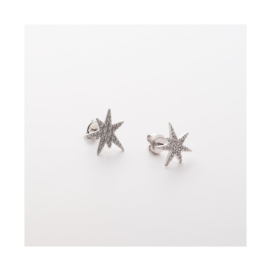 JETTE Ohrstecker aus recyceltem 925er Silber in Sternform, besetzt mit funkelnden Zirkonia-Farbsteinen.