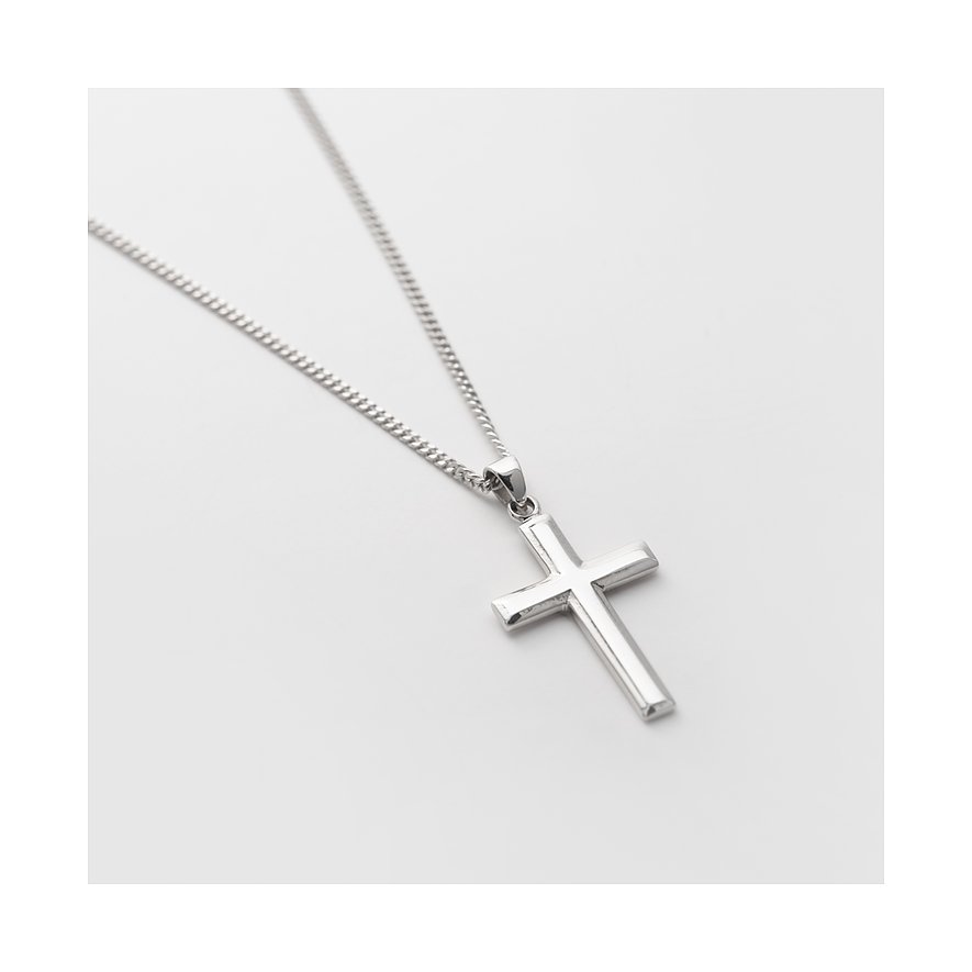 CHRIST Halskette aus recyceltem 925er Silber mit Kreuz-Anhänger, schräg von oben aufgenommen.
