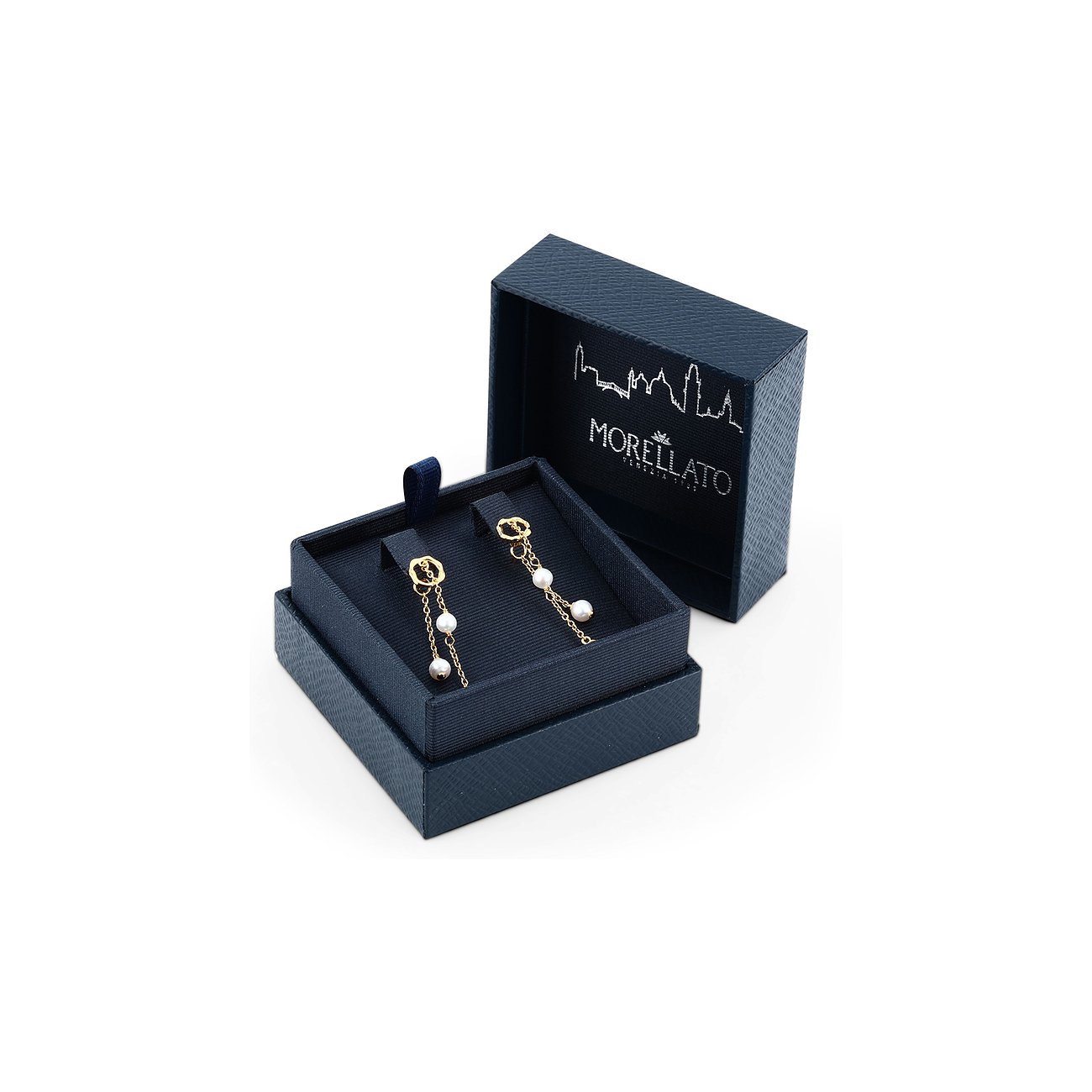 Morellato goldfarbene Ohrringe aus recyceltem Silber mit zwei hängenden Perlen in geöffneter blauer Geschenkbox.