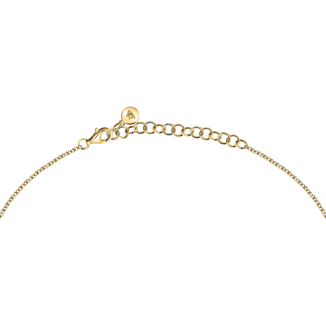 Die Rückseite einer Morellato Halskette aus recyceltem Gold mit einer Perle, feinen Gliederkette und Karabinerverschluss.
