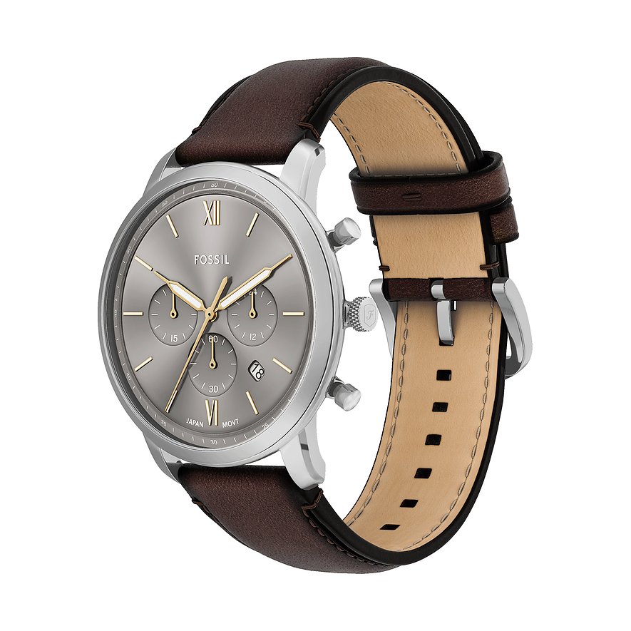 En Fossil herrklocka i rostfritt stål med brunt läderband och en grå urtavla från FOSSIL kollektionen.