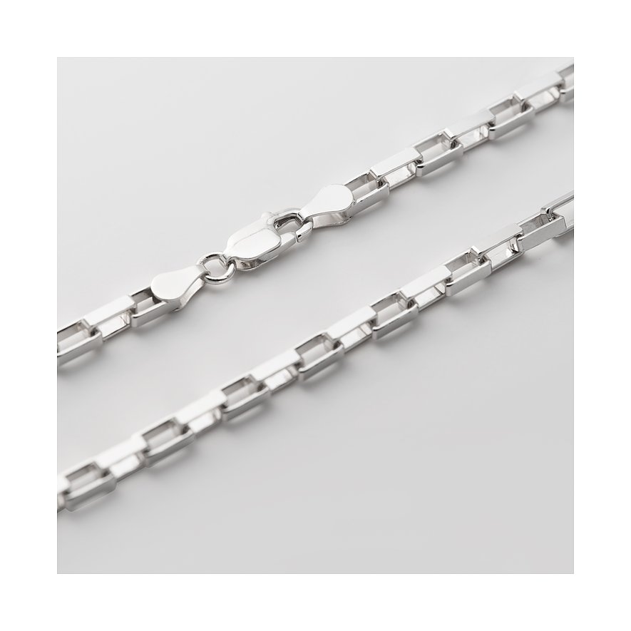 CHRIST Halsschmuck aus recyceltem 925er Silber mit Karabinerverschluss.
