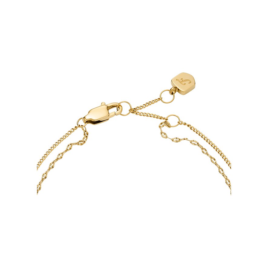 Detailaufnahme des goldenen Fossil Edelstahl-Verschlusses und eines kleinen Anhängers mit F-Gravur an einer Armbandkette.