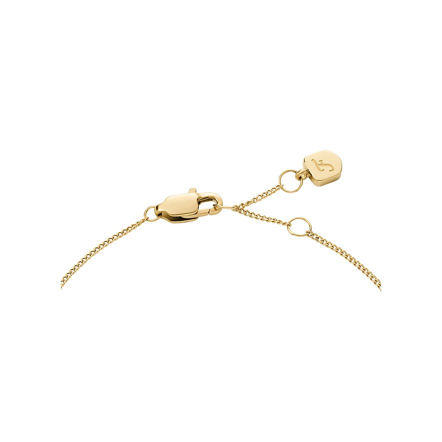 Nahaufnahme des goldenen Karabinerverschlusses des Fossil Edelstahlarmbands mit Verlängerungskettchen und Markenanhänger.