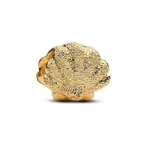 Pandora Anhängeschmuck aus goldfarbenem Metall in Muschelform mit unregelmäßig texturierter Oberfläche.