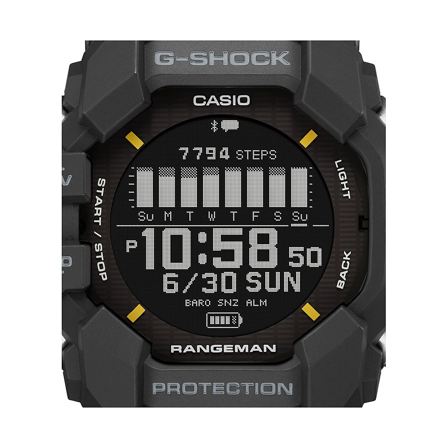 Nahaufnahme der Casio G-Shock Herrenuhr aus Resin, die ein digitales Zifferblatt mit Zeit und Schritten zeigt.