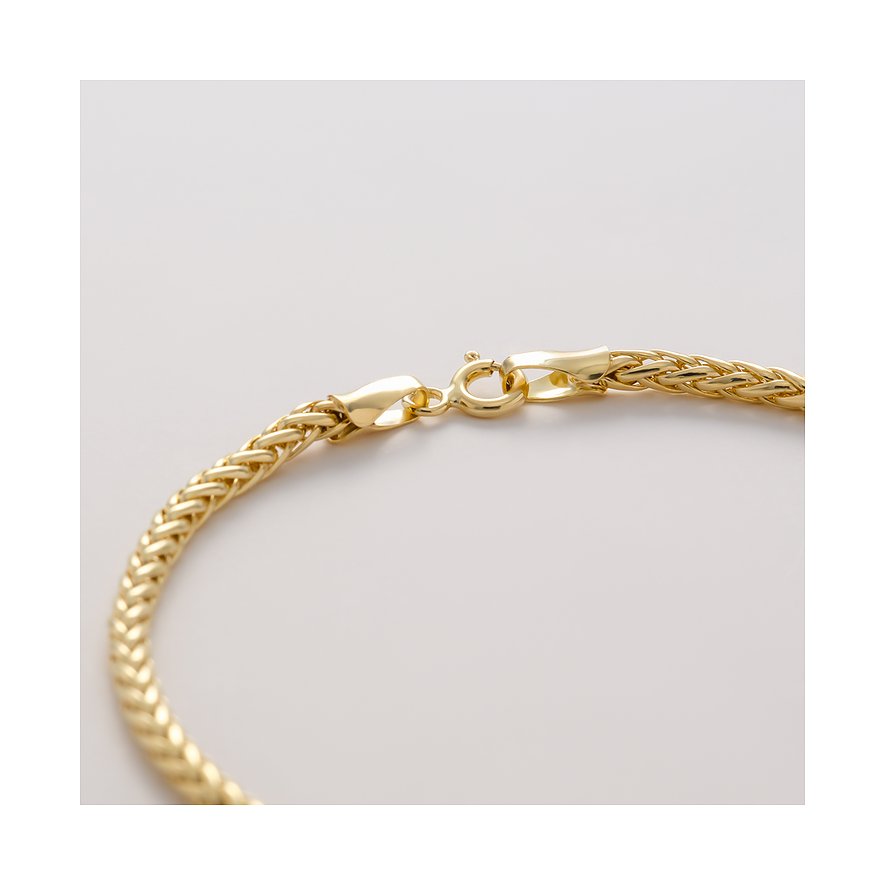 Nahaufnahme eines CHRIST 375er Gelbgold Armbands mit einer strukturierten Kette im Weizen-Design und Verschluss.