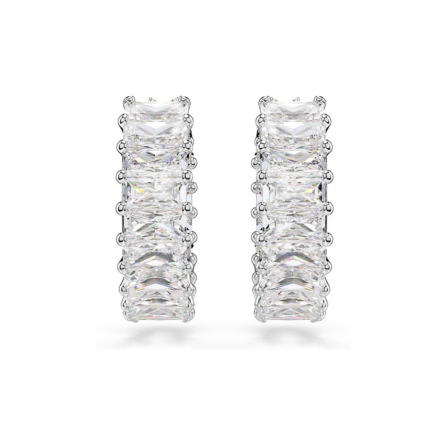 Swarovski metalen oorbellen met een rij grote, sprankelende, rechthoekige Swarovski-kristallen in een klauwzetting.