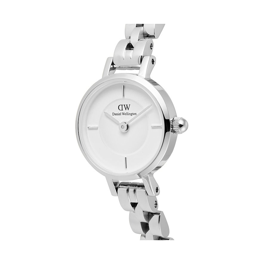 Nahaufnahme einer Damenarmbanduhr von Daniel Wellington aus Edelstahl mit weißem Zifferblatt und silberfarbenem Armband.
