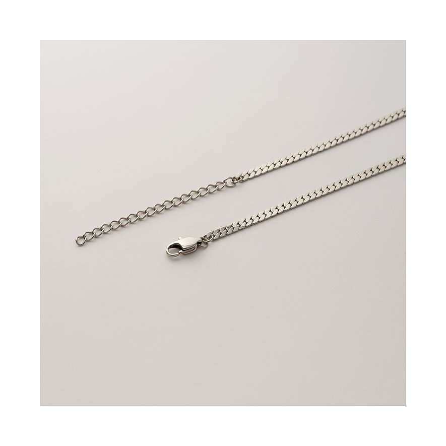 FAVS Halskette aus Edelstahl in Silber mit einem Karabinerverschluss und einer Verlängerungskette.
