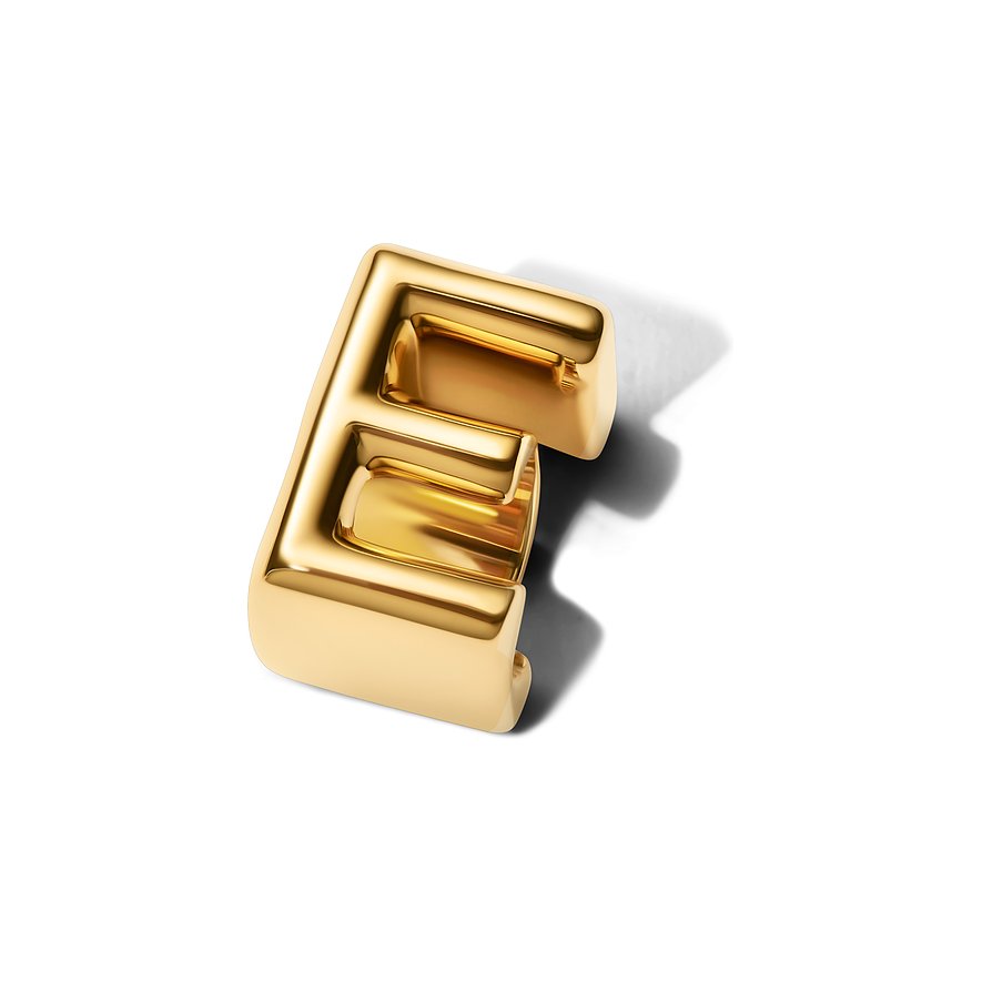 Ein Pandora Anhängeschmuck in Form des Buchstabens „E“ aus goldfarbenem Metall, auf der rechten Seite liegend.