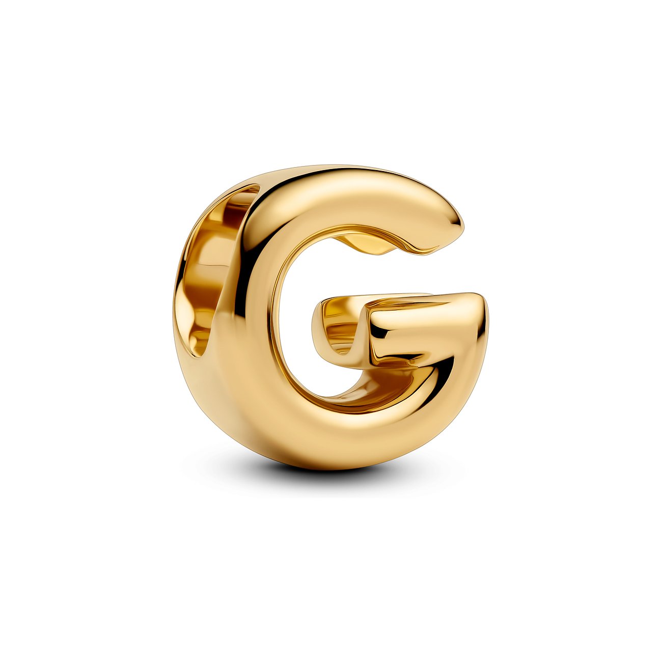 Ein Pandora-Anhängerschmuckstück in Form des Buchstabens G aus glänzendem goldfarbenen Metall.