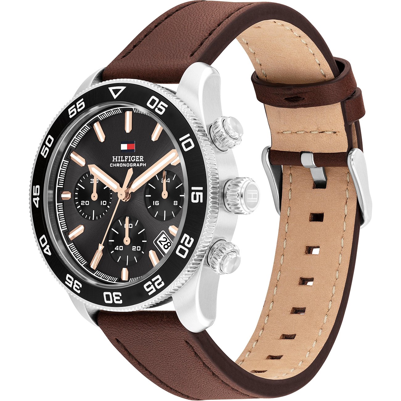 Tommy Hilfiger Herrenuhr aus Edelstahl und Aluminium, mit braunem Lederarmband und schwarzem Zifferblatt.