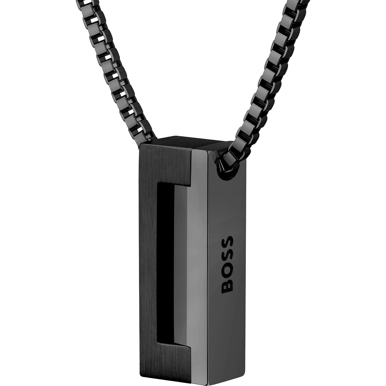 Boss ketting van glanzend, zwart roestvrij staal met gegraveerde Boss-belettering en fijne ketting.