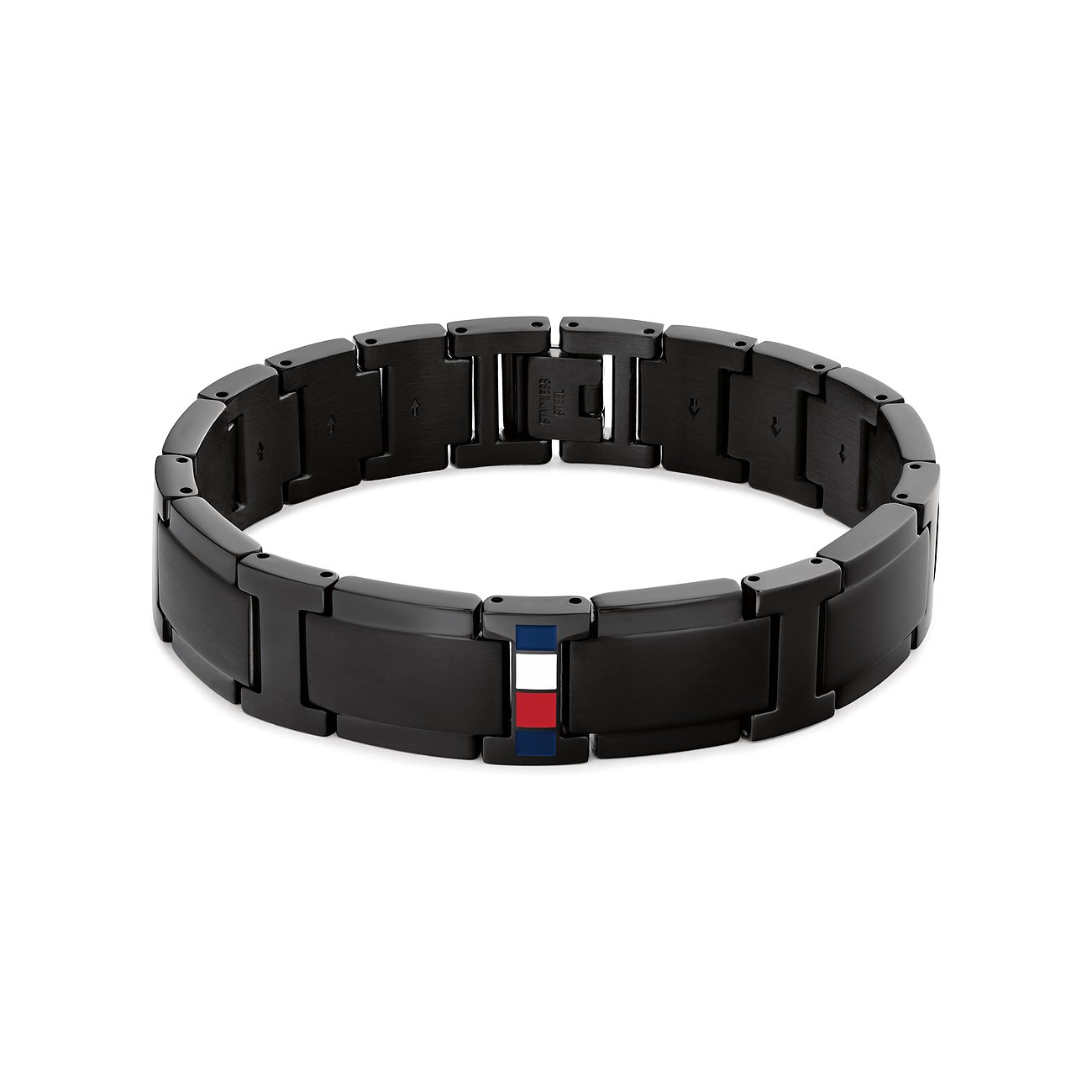 Schwarzes Tommy Hilfiger Armband aus Edelstahl mit dem typischen Logo in Blau, Weiß und Rot in der Mitte.