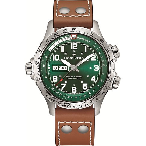 Hamilton Herrenuhr Khaki X-Wind Automatic aus Edelstahl mit einem grünen Zifferblatt und braunem Lederarmband.