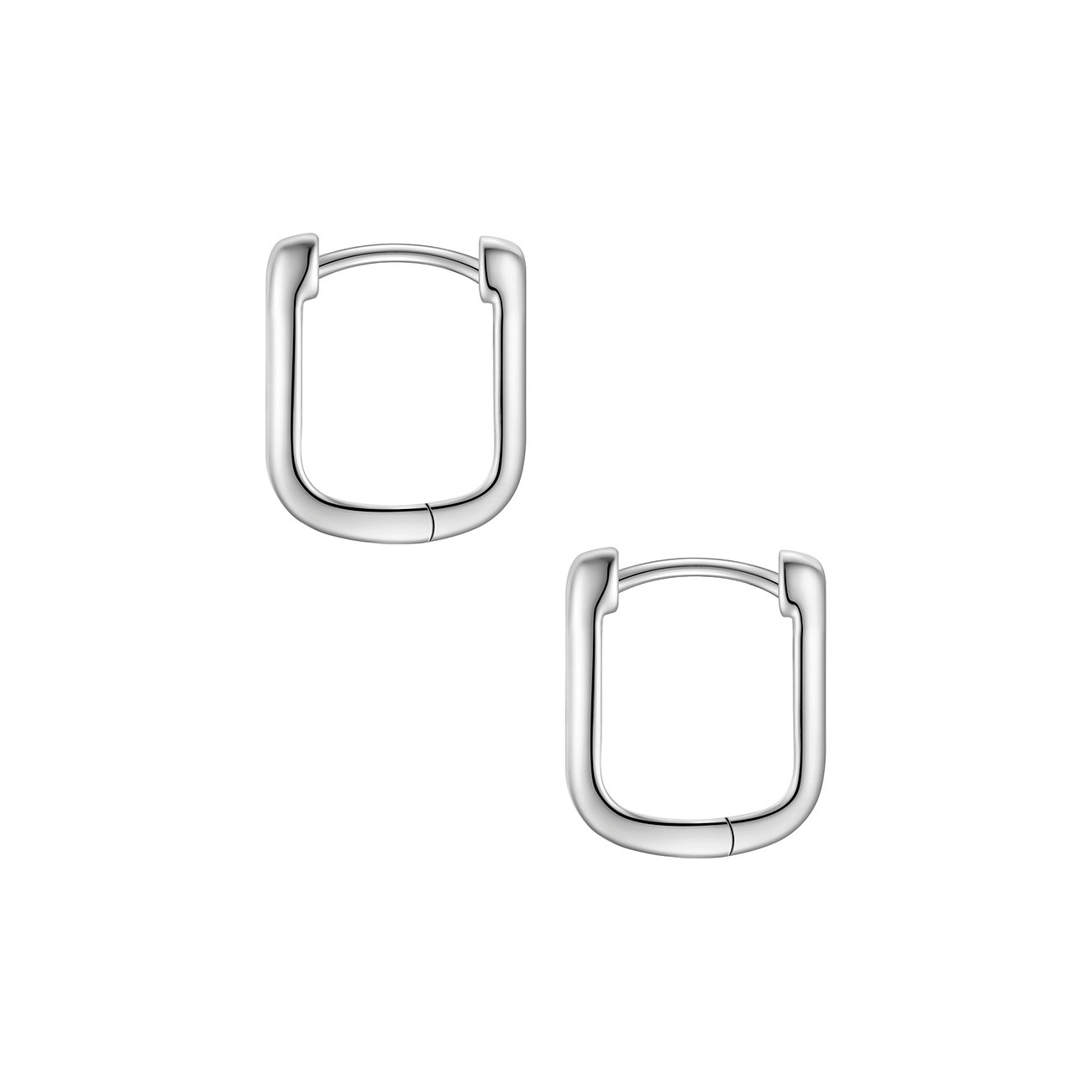 Deux boucles d'oreilles Munich 925 en argent poli, rectangulaires aux coins arrondis, vue légèrement oblique.