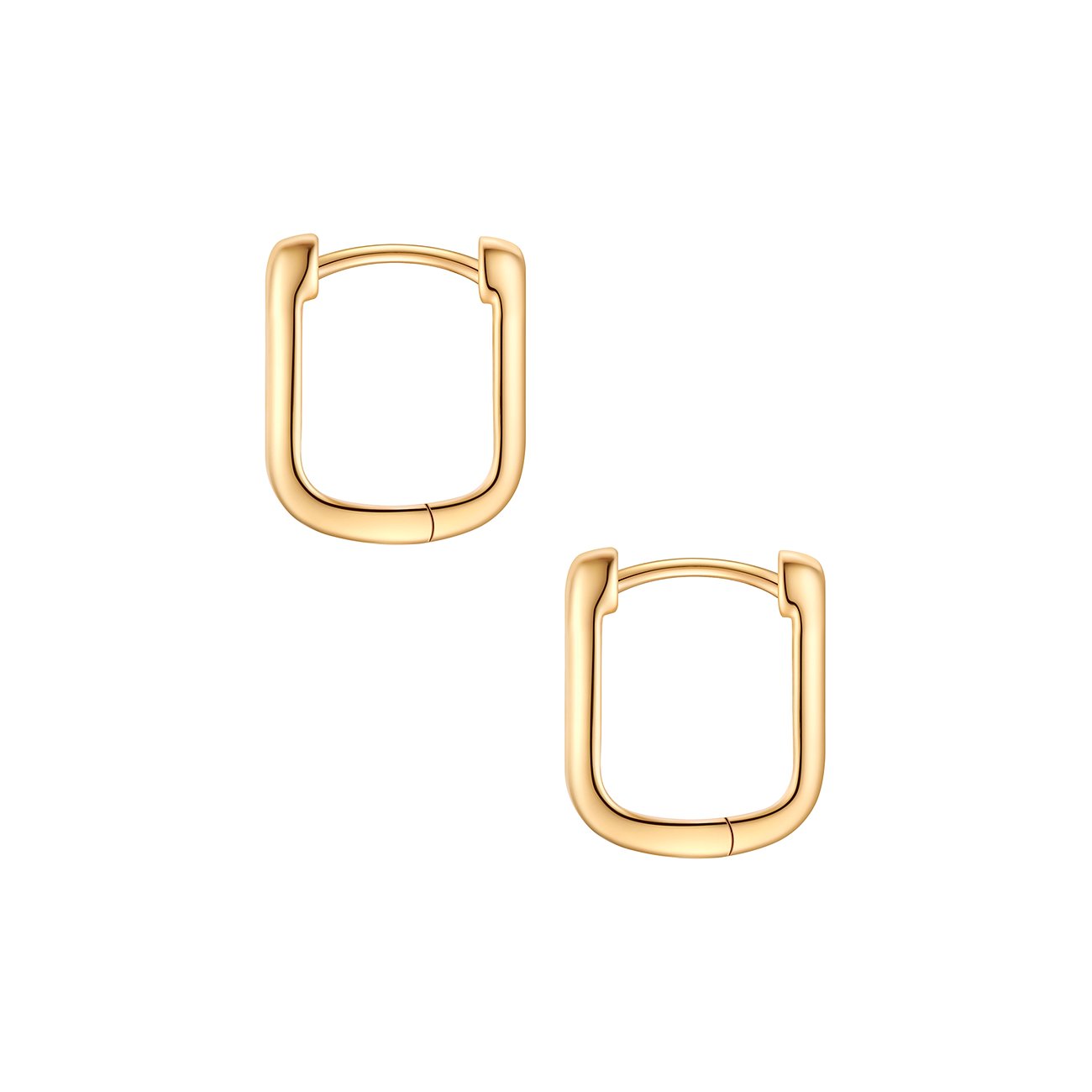 Ein Paar goldfarbener, rechteckiger Creolen aus 925er Silber von Glanzstücke München.