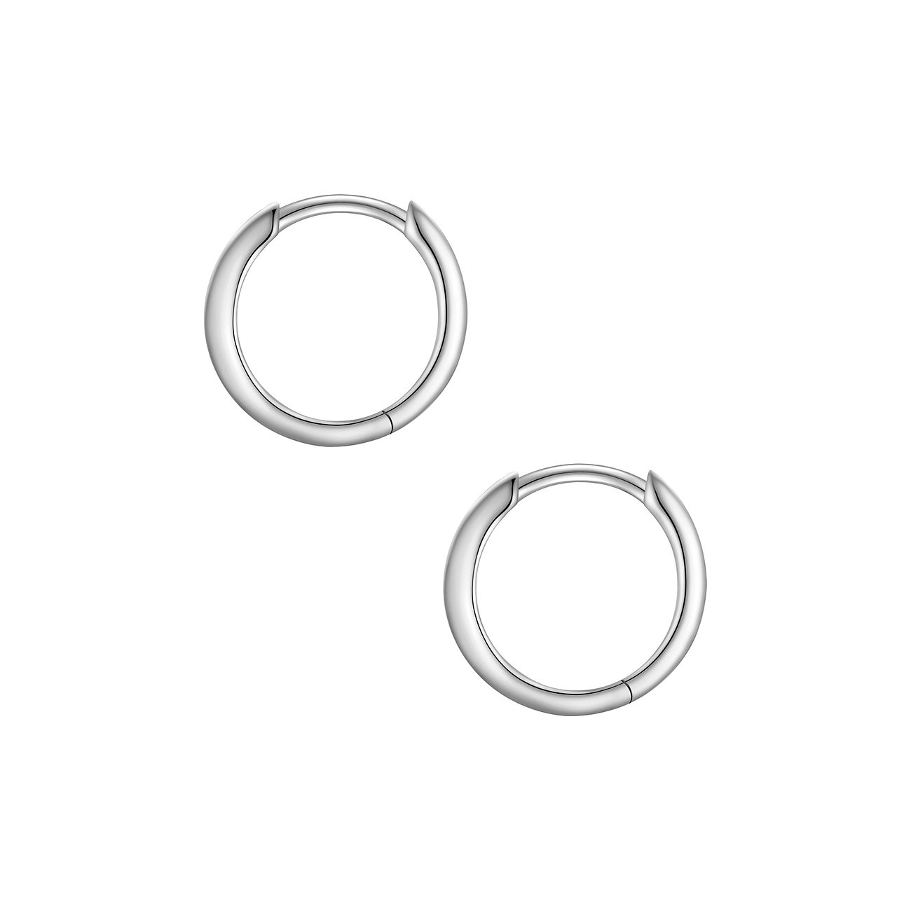 Deux boucles d'oreilles Glanzstücke München en argent sterling 925 brillant. Les créoles sont simples et lustrées.